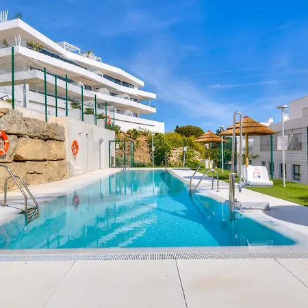 One 80 Within Walking Distance To The Sea * Estepona