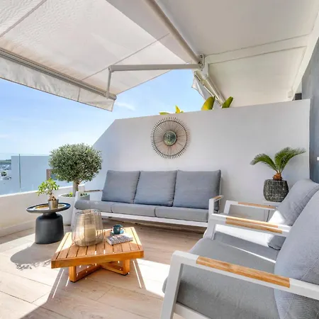 One 80 Within Walking Distance To The Sea Estepona